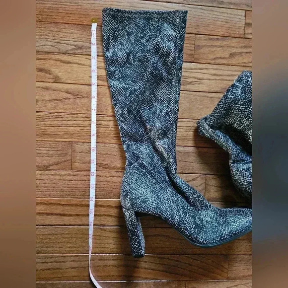 Python Snake Fashion High Heel Knee Boots Women (sz 8.5) - Picture 6 of 9